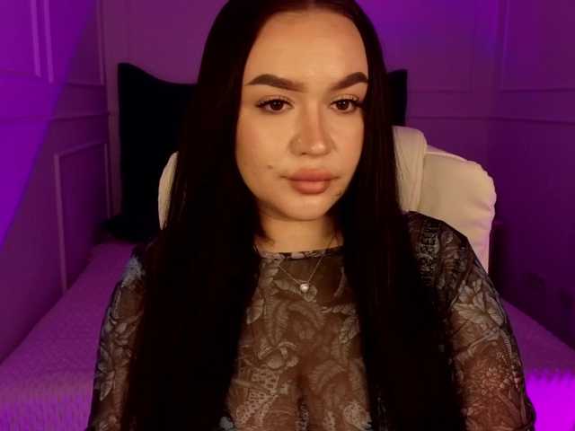 tinafox's BongaCams show and profile