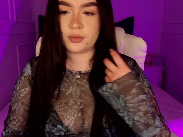 tinafox live cam profile