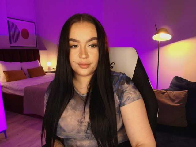 tinafox's BongaCams show and profile