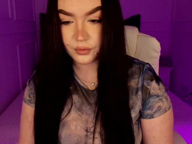 tinafox's BongaCams show and profile