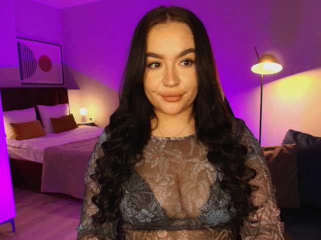 tinafox's BongaCams show and profile