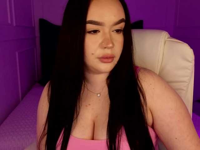 tinafox's BongaCams show and profile