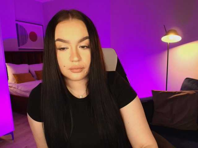 tinafox's BongaCams show and profile