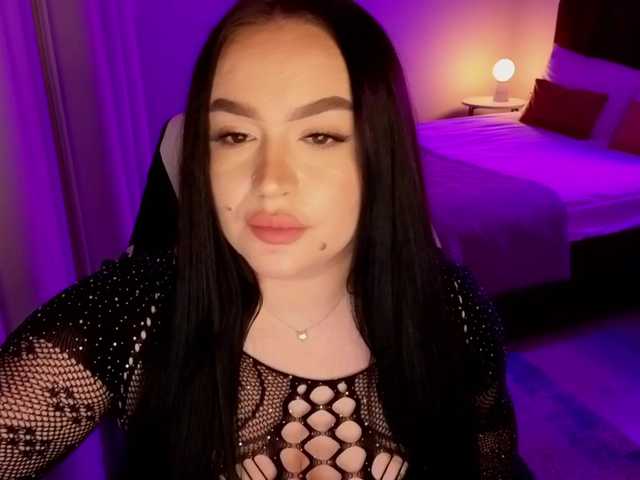 tinafox's BongaCams show and profile