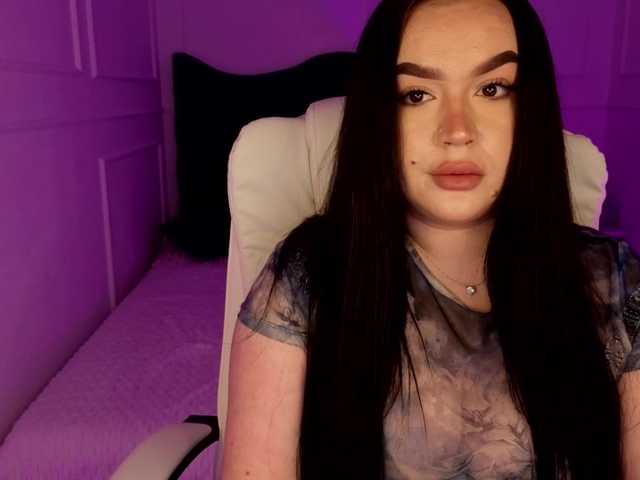 tinafox's BongaCams show and profile