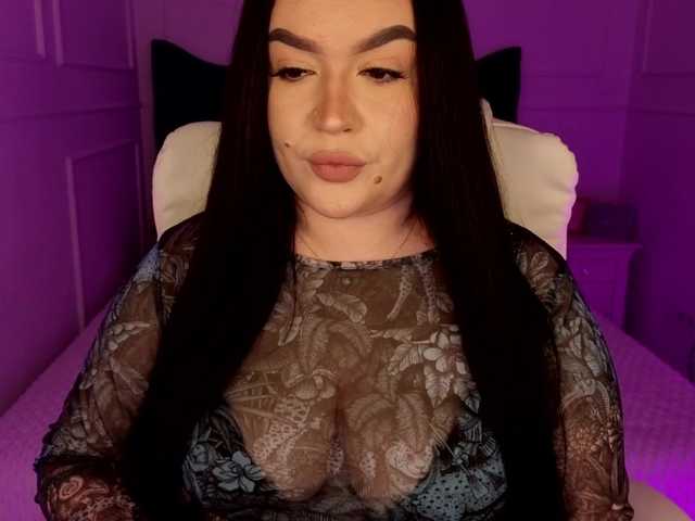 tinafox's BongaCams show and profile