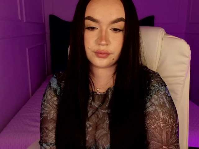 tinafox's BongaCams show and profile