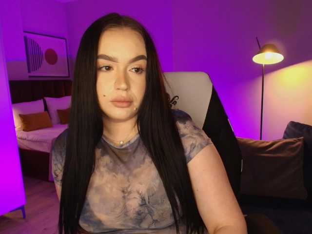 tinafox's BongaCams show and profile