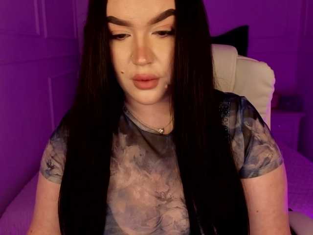 tinafox's BongaCams show and profile