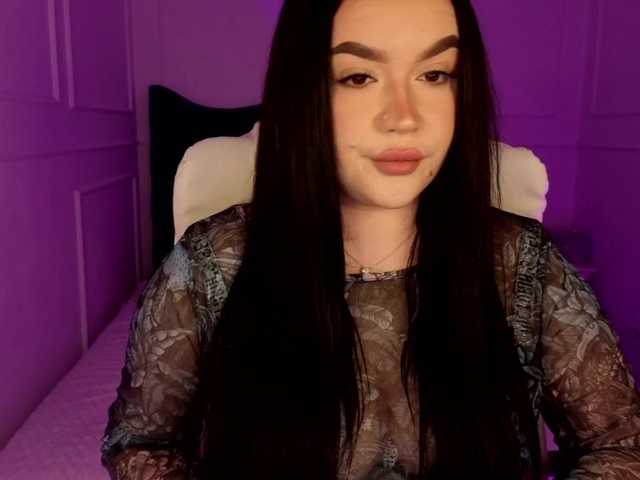 tinafox's BongaCams show and profile