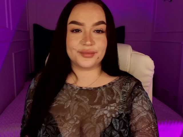 tinafox's BongaCams show and profile