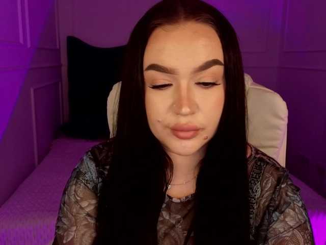 tinafox's BongaCams show and profile