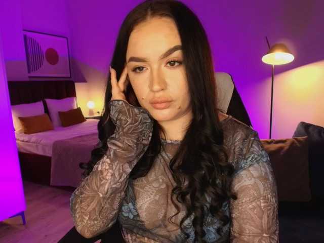 tinafox's BongaCams show and profile