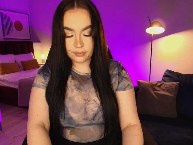 tinafox's BongaCams show and profile