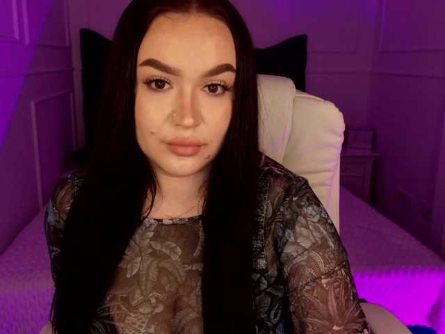 tinafox's BongaCams show and profile