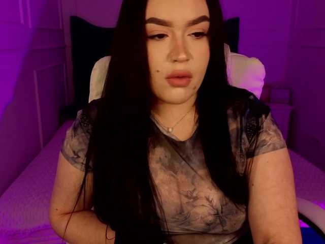 tinafox's BongaCams show and profile