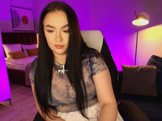 tinafox's BongaCams show and profile