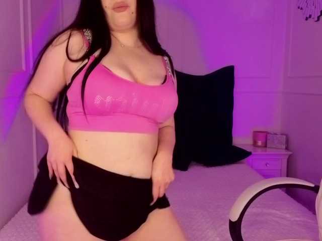 tinafox's BongaCams show and profile