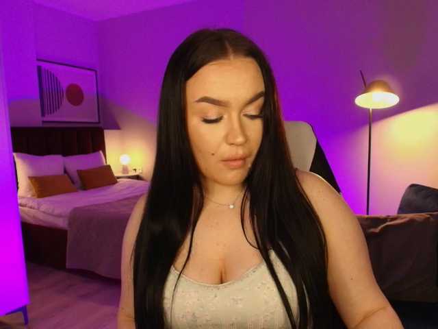 tinafox's BongaCams show and profile