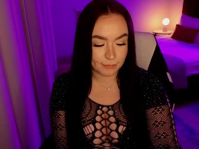 tinafox's BongaCams show and profile