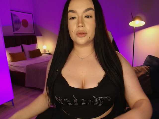 tinafox's BongaCams show and profile