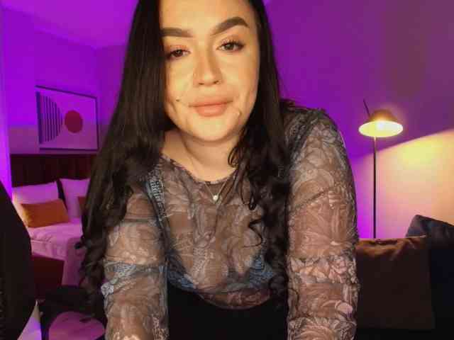 tinafox Live Webcam on BongaCams