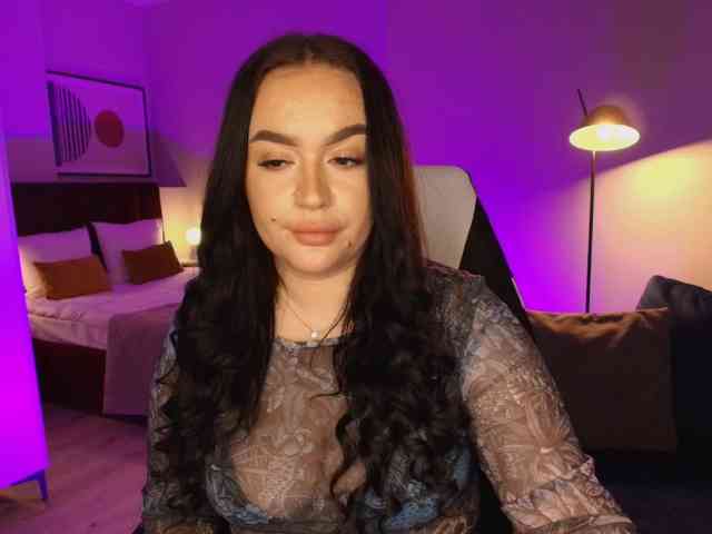 tinafox Live Webcam on BongaCams