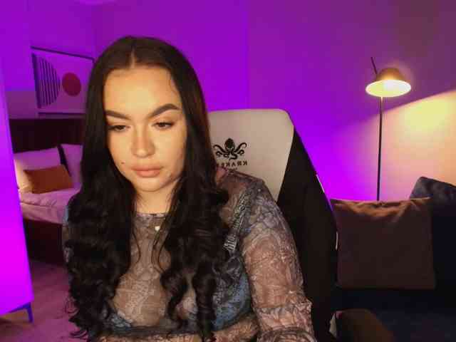 tinafox Live Webcam on BongaCams