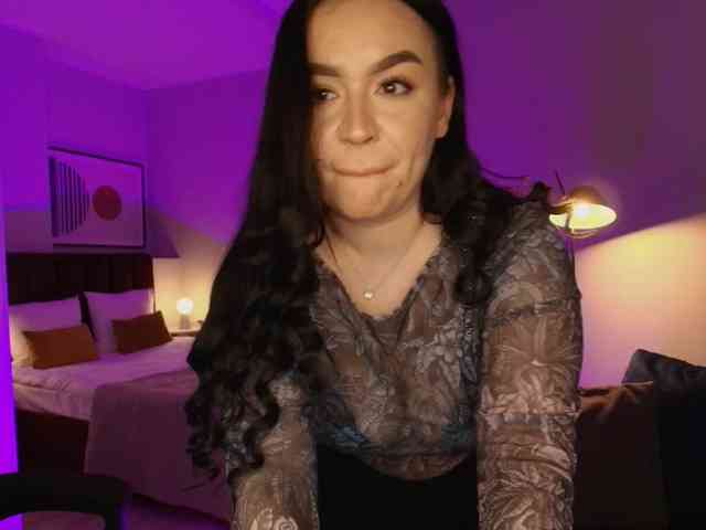 tinafox Live Webcam on BongaCams