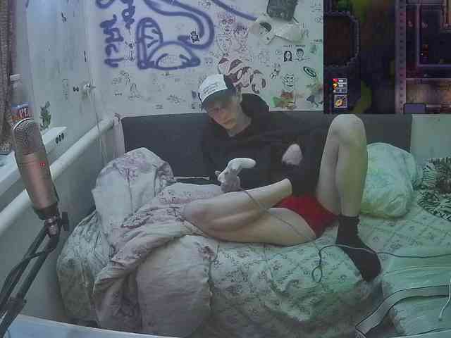 Aleszh Live Webcam on BongaCams