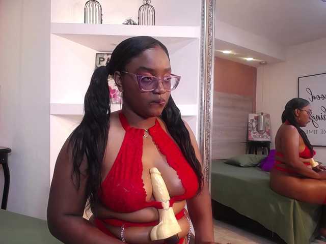 JORDAN-MOOR's BongaCams show and profile