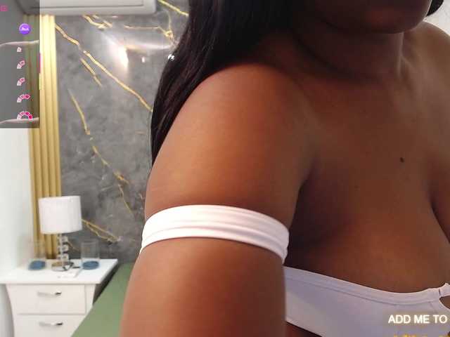 JORDAN-MOOR's BongaCams show and profile