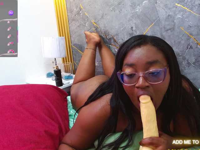 JORDAN-MOOR's BongaCams show and profile