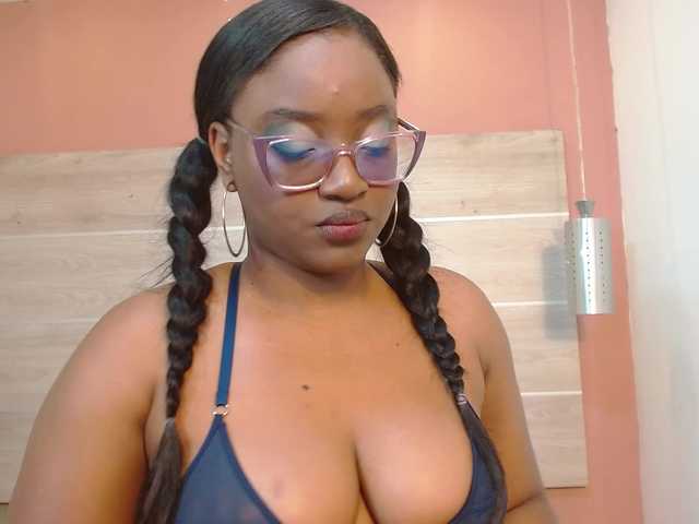 JORDAN-MOOR's BongaCams show and profile