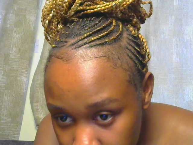 darkvalour's BongaCams show and profile