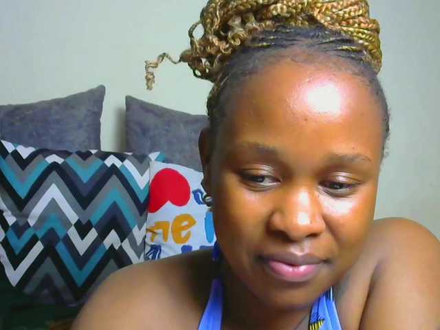 darkvalour's BongaCams show and profile