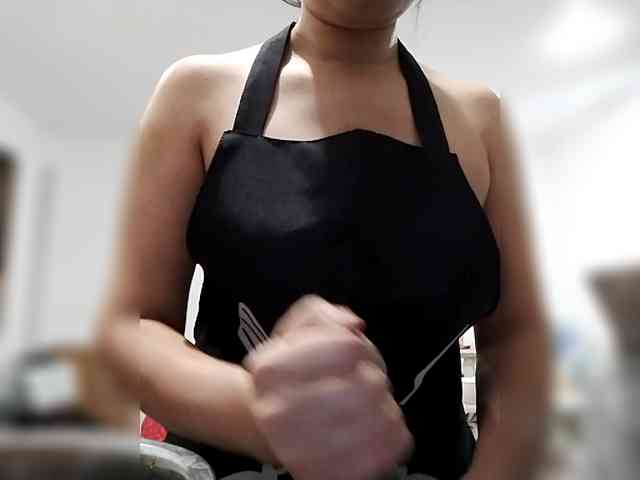MiymiyDi Live Webcam on BongaCams