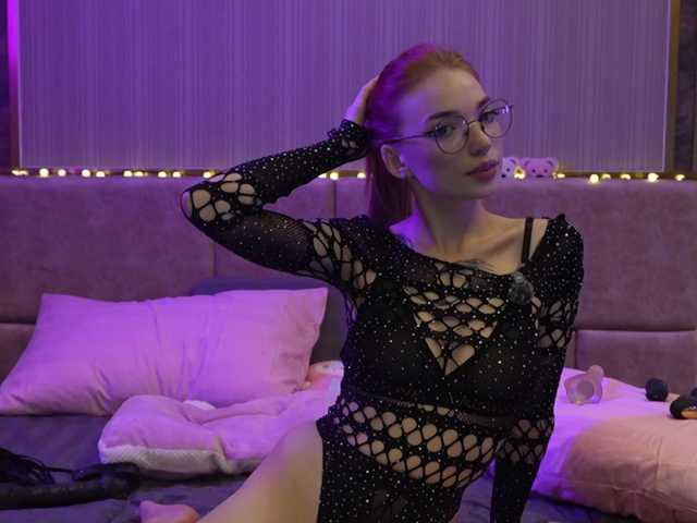 LinaVelle from BongaCams is Freechat