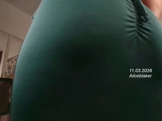 Alice-blaker's BongaCams show and profile