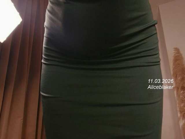 Alice-blaker's BongaCams show and profile