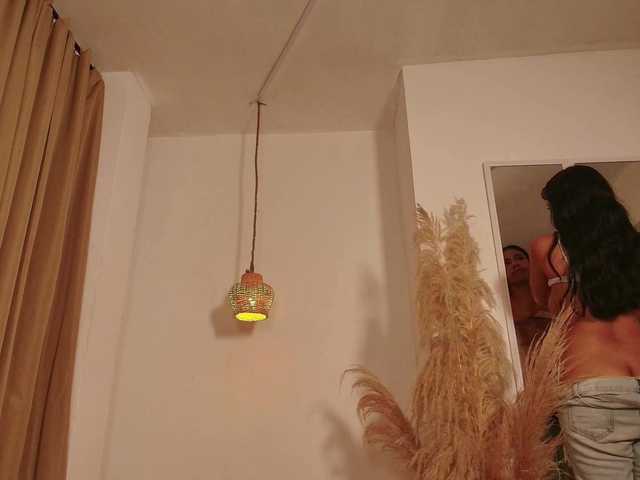 Alice-blaker's BongaCams show and profile