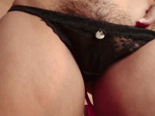 Alice-blaker from BongaCams is Freechat