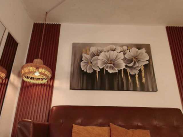 Alice-blaker's BongaCams show and profile