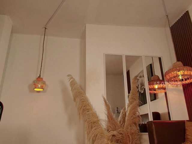 Alice-blaker's BongaCams show and profile