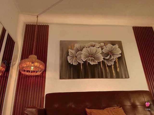 Alice-blaker's BongaCams show and profile