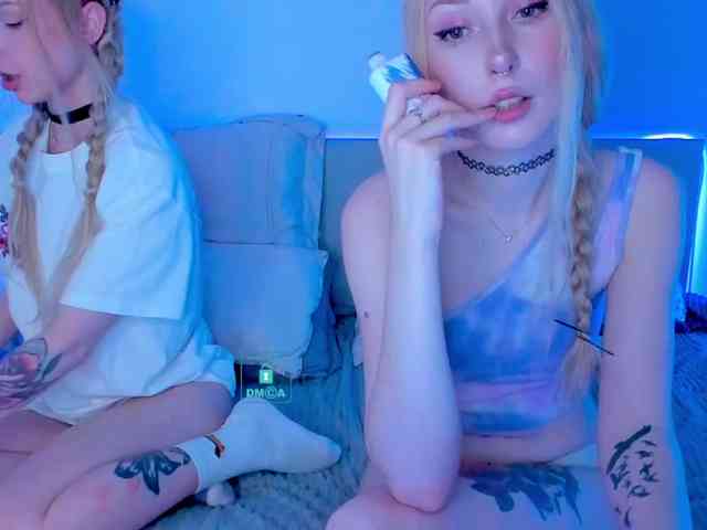 pink-poison webcam