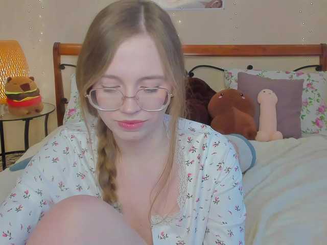 miya-soft's BongaCams show and profile