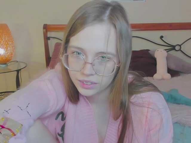 miya-soft's BongaCams show and profile