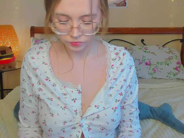 miya-soft's BongaCams show and profile