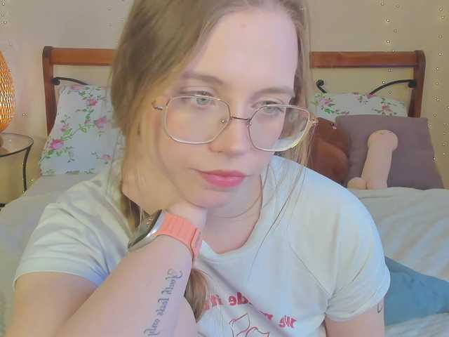 miya-soft's BongaCams show and profile